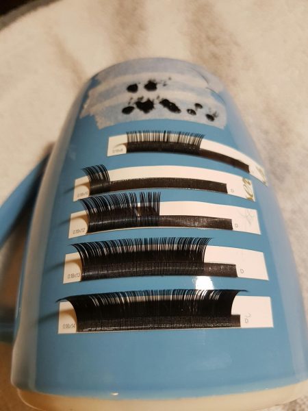 Lash and Glue Dispenser